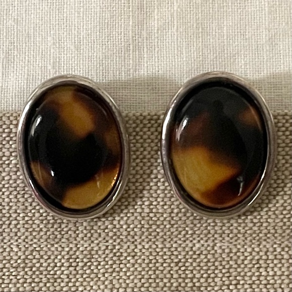 Clip Ralph Lauren faux tortoise earrings - Picture 2 of 4